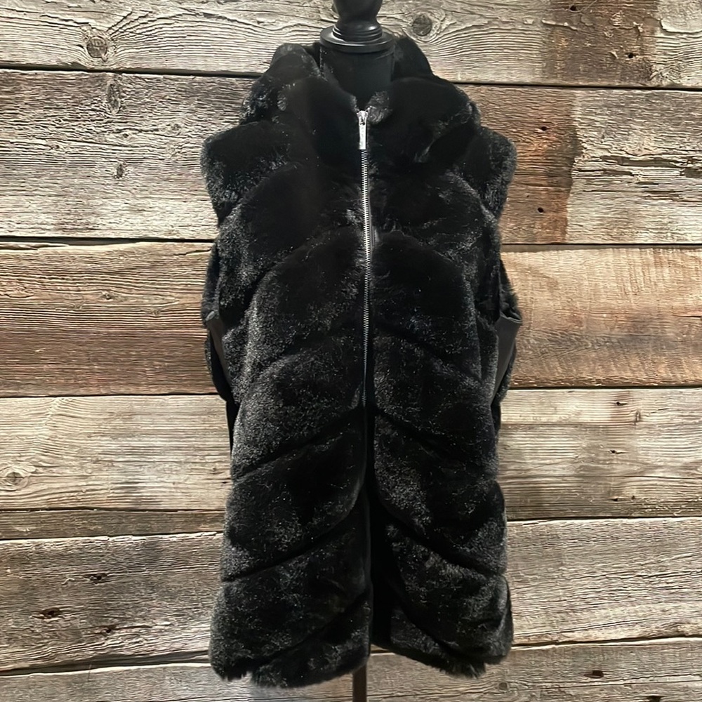 MICHAEL Michael Kits Faux Fur Hooded Vest